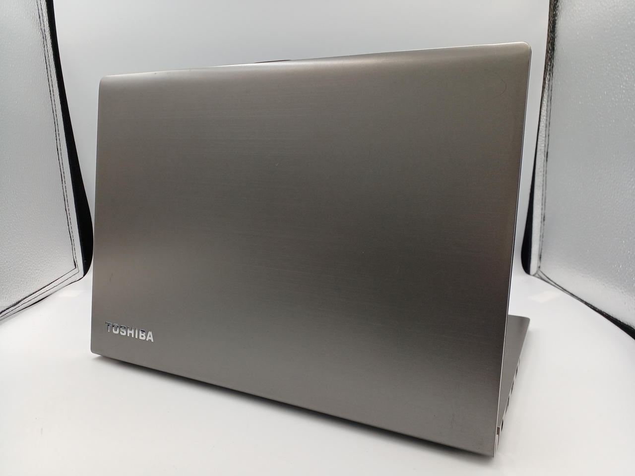 TOSHIBA 型番：PR63MTC4447AD21 ノートPC