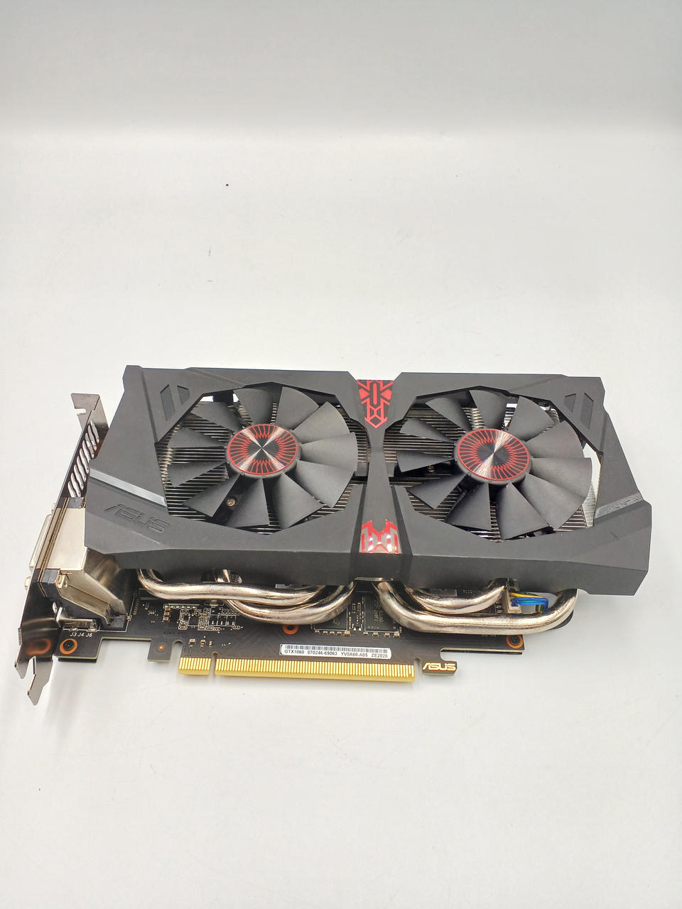 ASUS 型番：STRIX-GTX1060-DC2O6G グラフィックボード