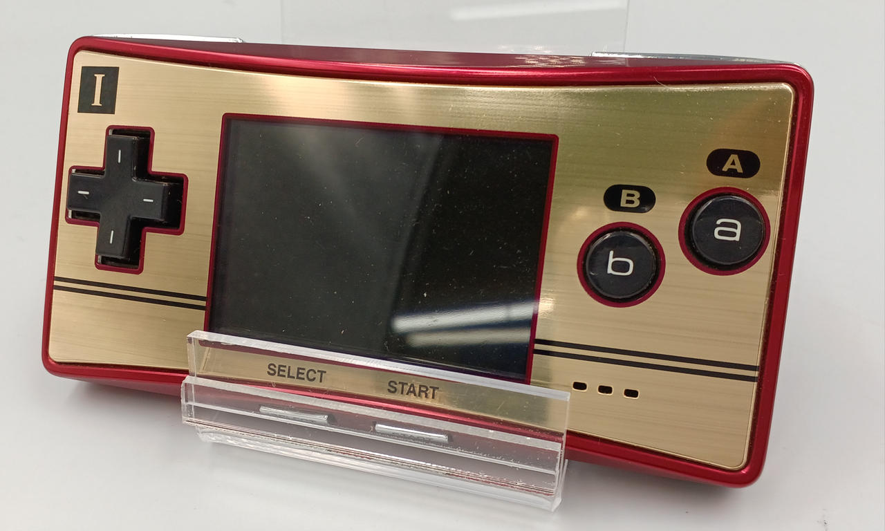 ゲームボーイミクロ ファミコンカラー