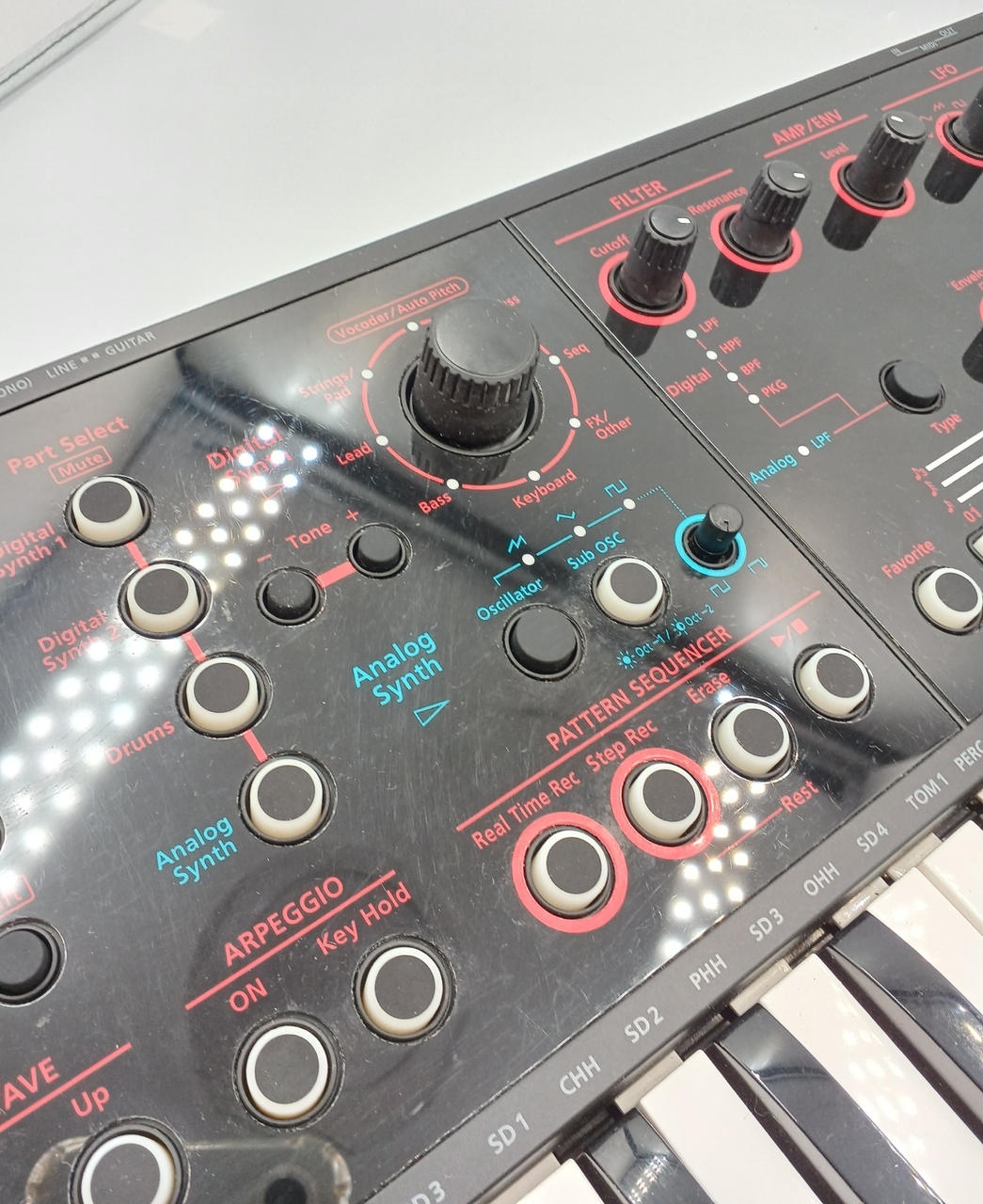 ローランドのシンセサイザースピーカーなしジャンク品 ローランド(ROLAND)|シンセサイザー|HARDOFFオフモール（オフモ
