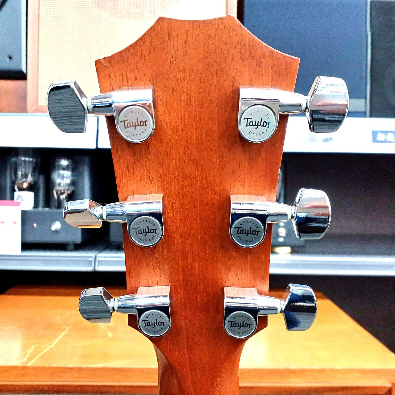 ■Taylor/テイラー■エレアコ　アコースティックギター　ハードケース付き テイラー(TAYLOR)|エレアコ|HARDOFFオフモール（オフモ