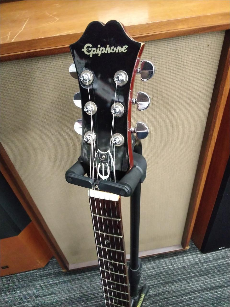 。Epiphone エピフォン ギター　エレキギター　弦楽器　一部欠損あり Epiphone エピフォン ギター エレキギター 弦楽器 一部欠損あり