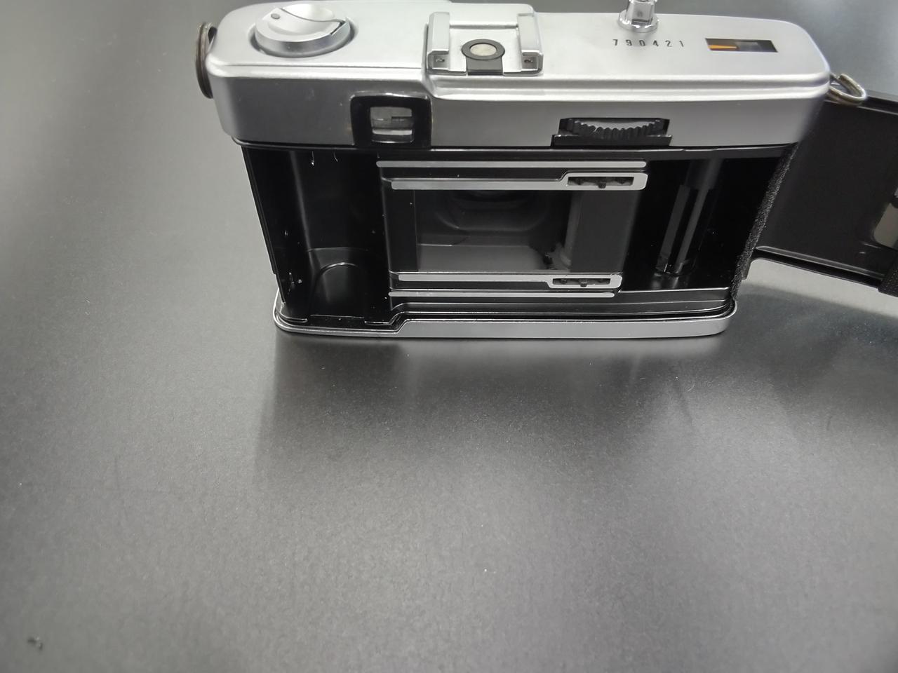 OLYMPUS O-product コンパクトフィルムカメラ 20世紀ハイツ：カメラ・モデルカー・玩具全般【カメラ】
