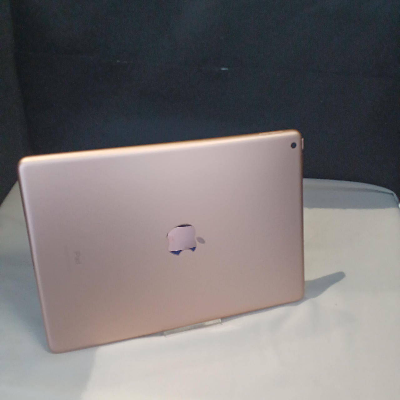 た*ん様 Apple iPad シャンパンゴールド本体MYLC2J/A アップルコンピュータジャパン(APPLE)|MYLC2J/A|HARDOFFオフ