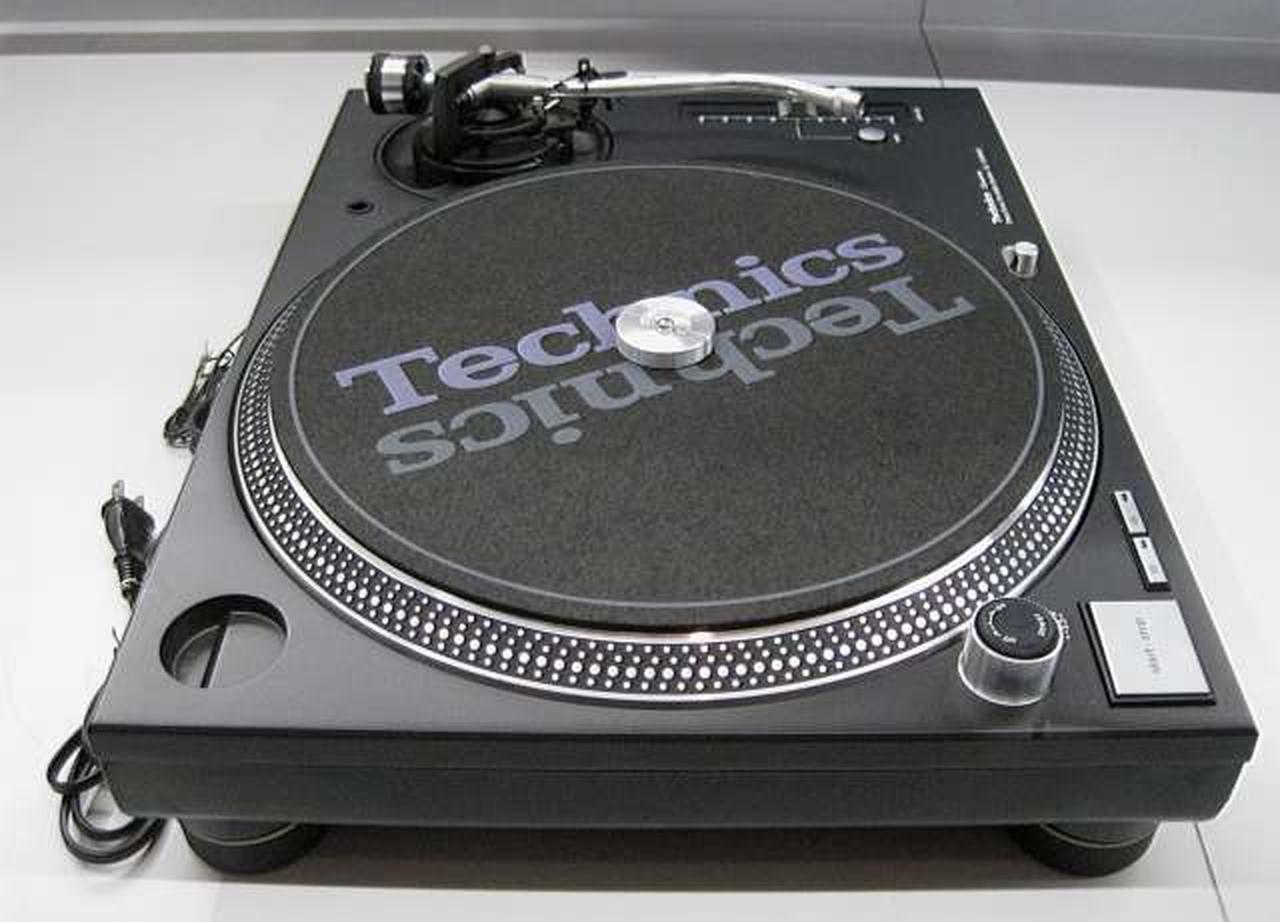 テクニックス　アナログ　ターンテーブル Technics SL-1200GR2 | 新開発の新世代モーターを搭載した