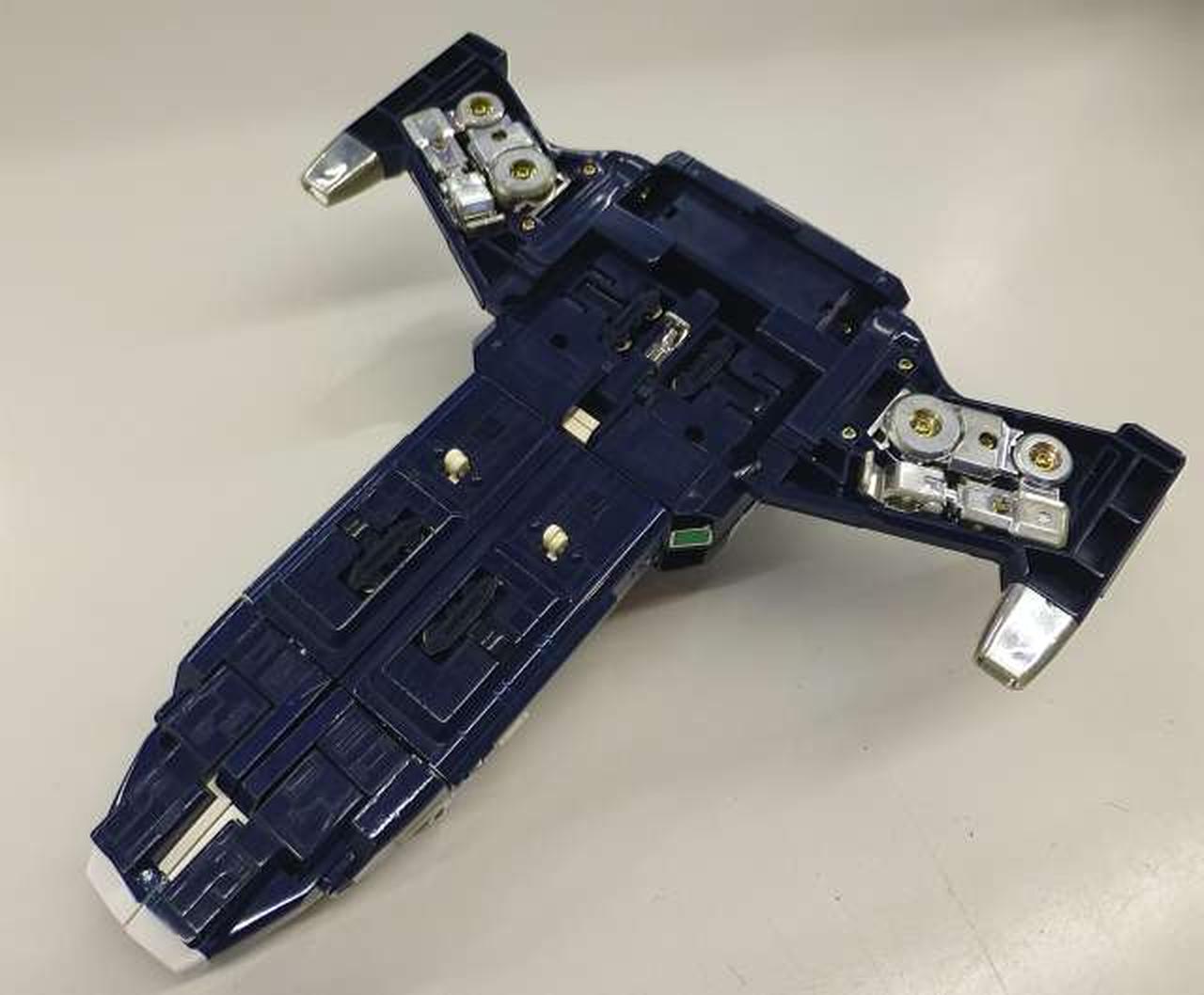 本体底面
