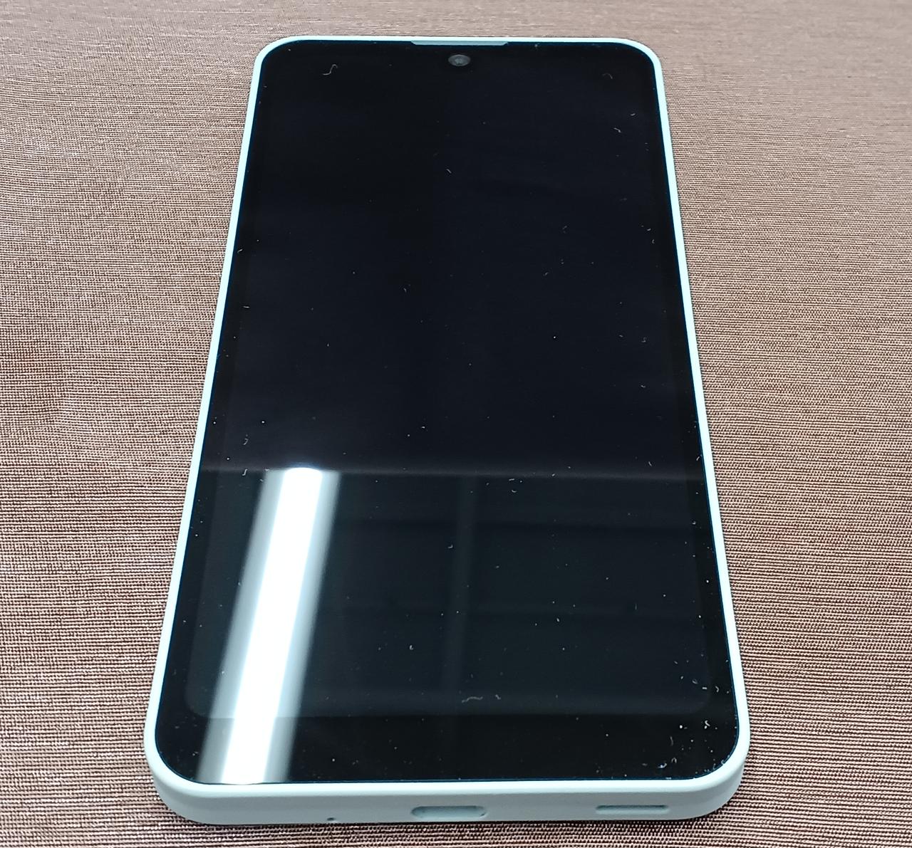 DOCOMO 型番：SH-53D スマートフォン
