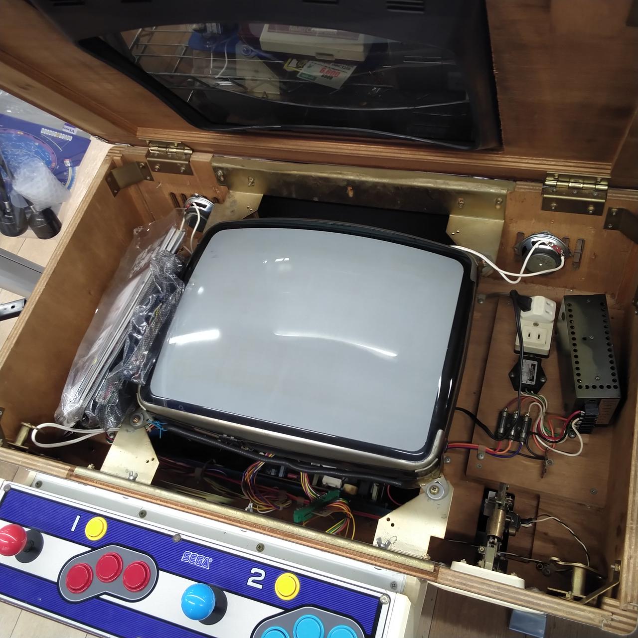 花札 鍵有り 喫茶 ゲーム 動作O.K. テーブル筐体  引き取りのみ 懐かしの“テーブル筐体型”ミニゲーム機が入荷、108本のゲーム