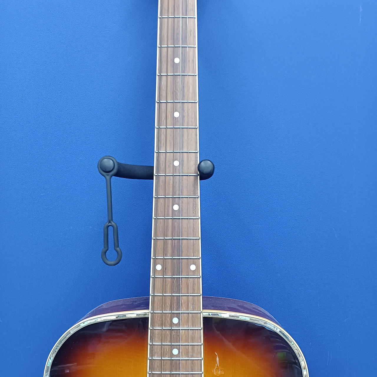 【牛骨】Stafford！トップ単板！少し小ぶり！【弾き易く調整☆新品の弦】 牛骨】Stafford！トップ単板！少し小ぶり！【弾き易く調整☆新品
