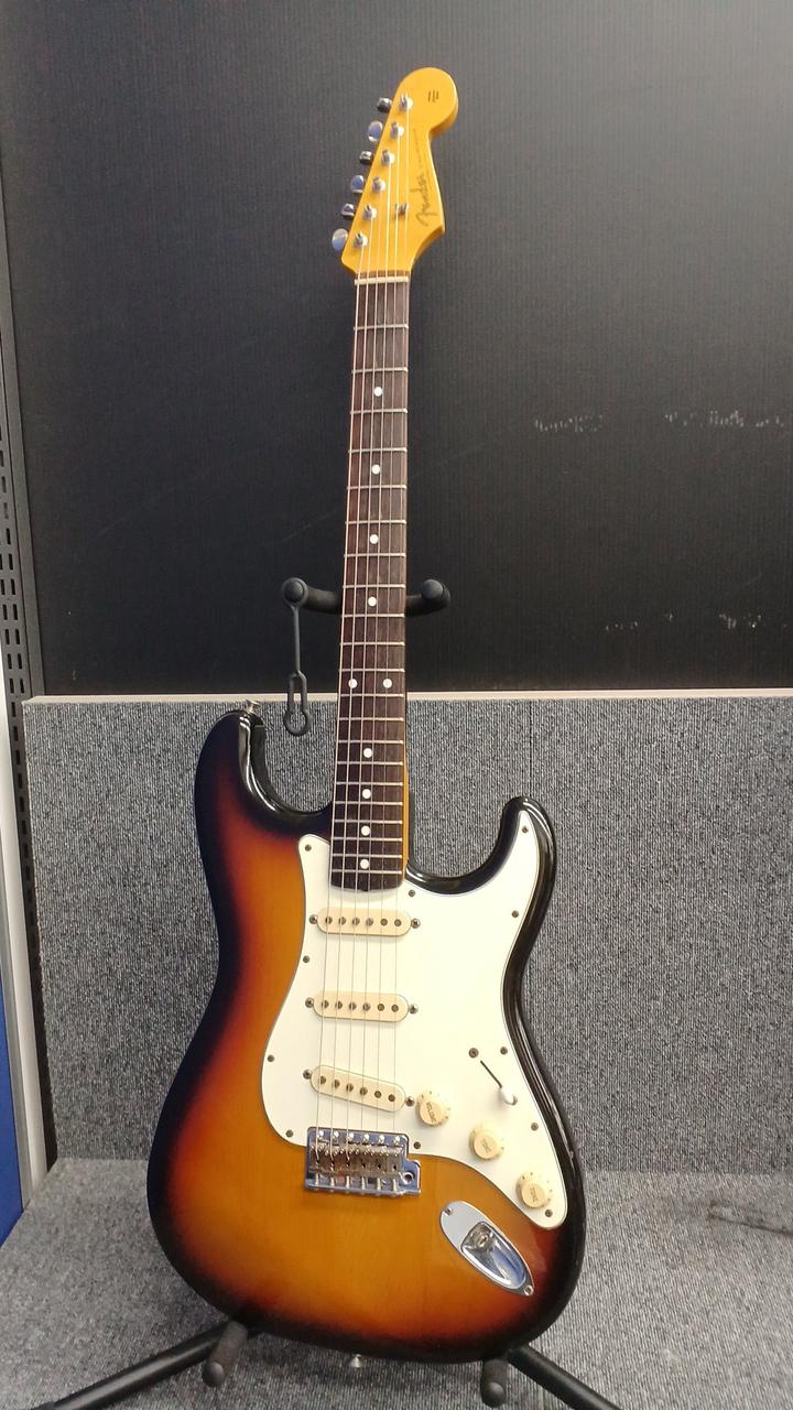 ストラトキャスター 中古】Fender / 1977 Stratocaster Hardtail Black Maple