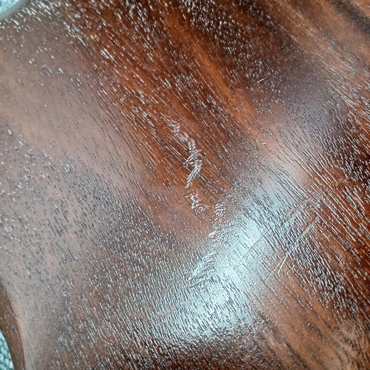 ボディ裏キズあります