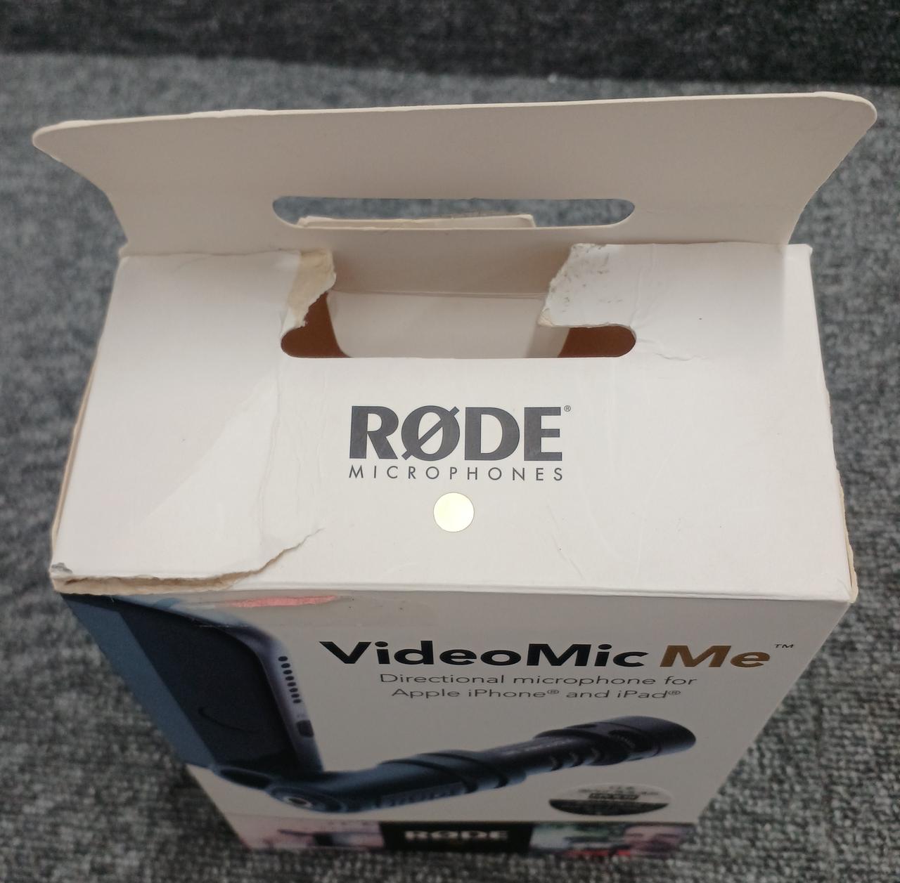 箱傷みあります。