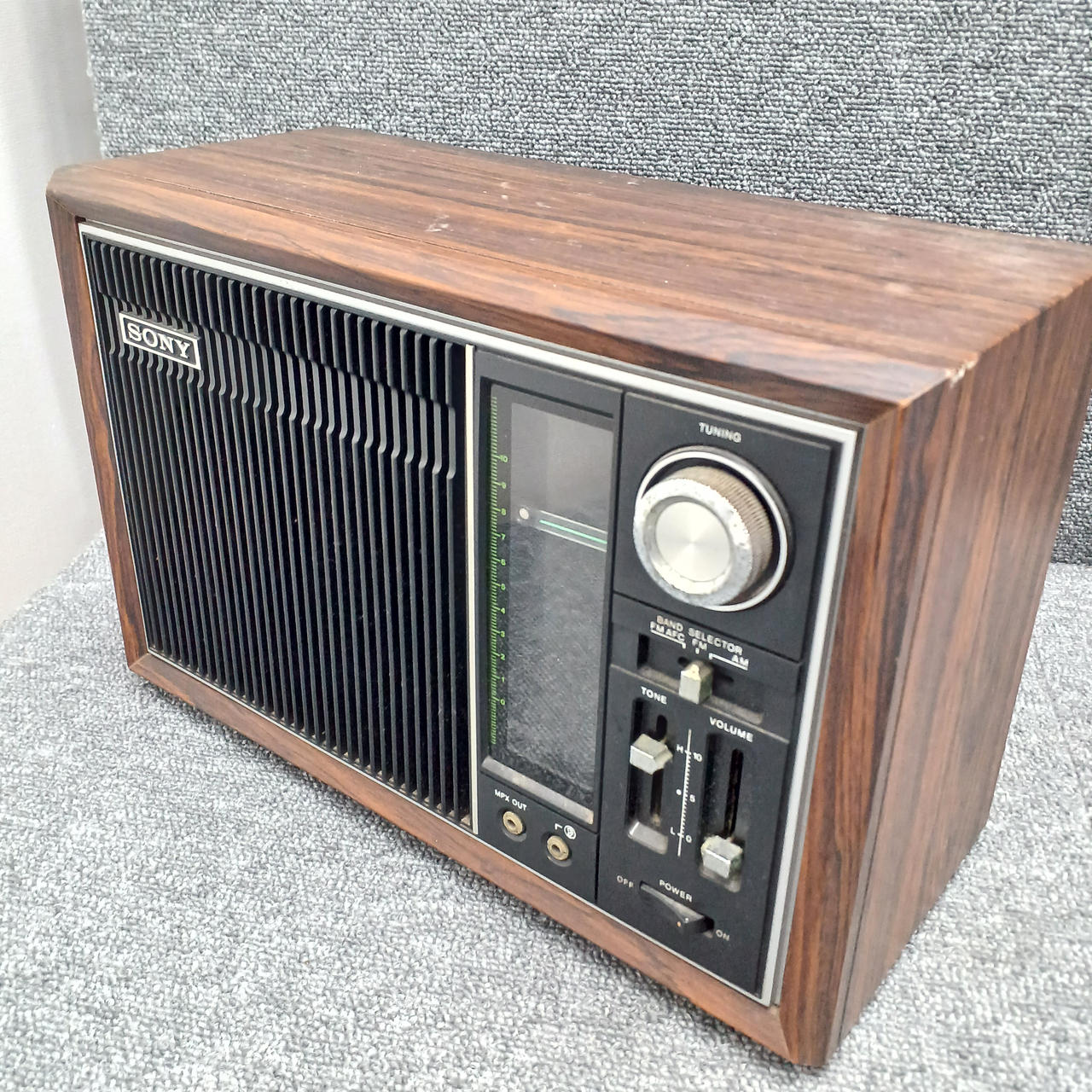 SONY 型番：TFM-9510 ラジオ