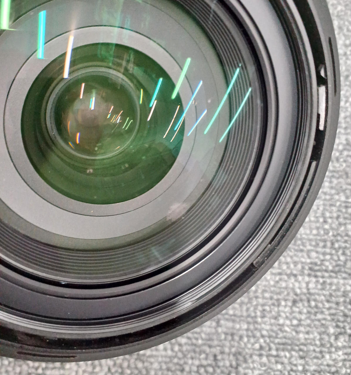 レンズ内カビあります。