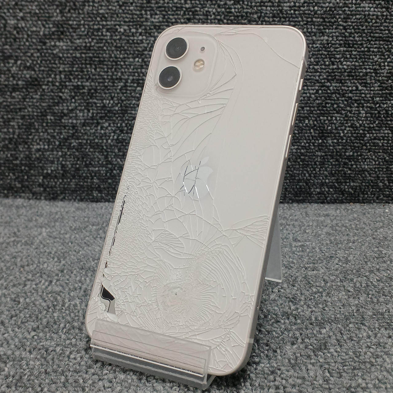 Apple - iPhone12 64GB ヒューゴジャパン Apple iPhone 12 Unlocked Various Colors 64GB 128GB 256GB