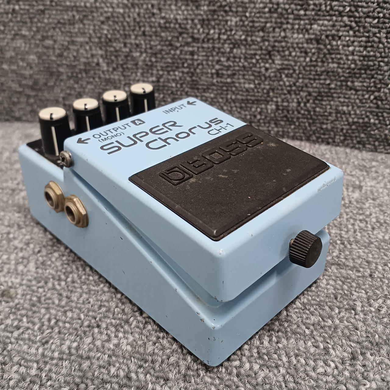 キズ・ヨゴレあります。