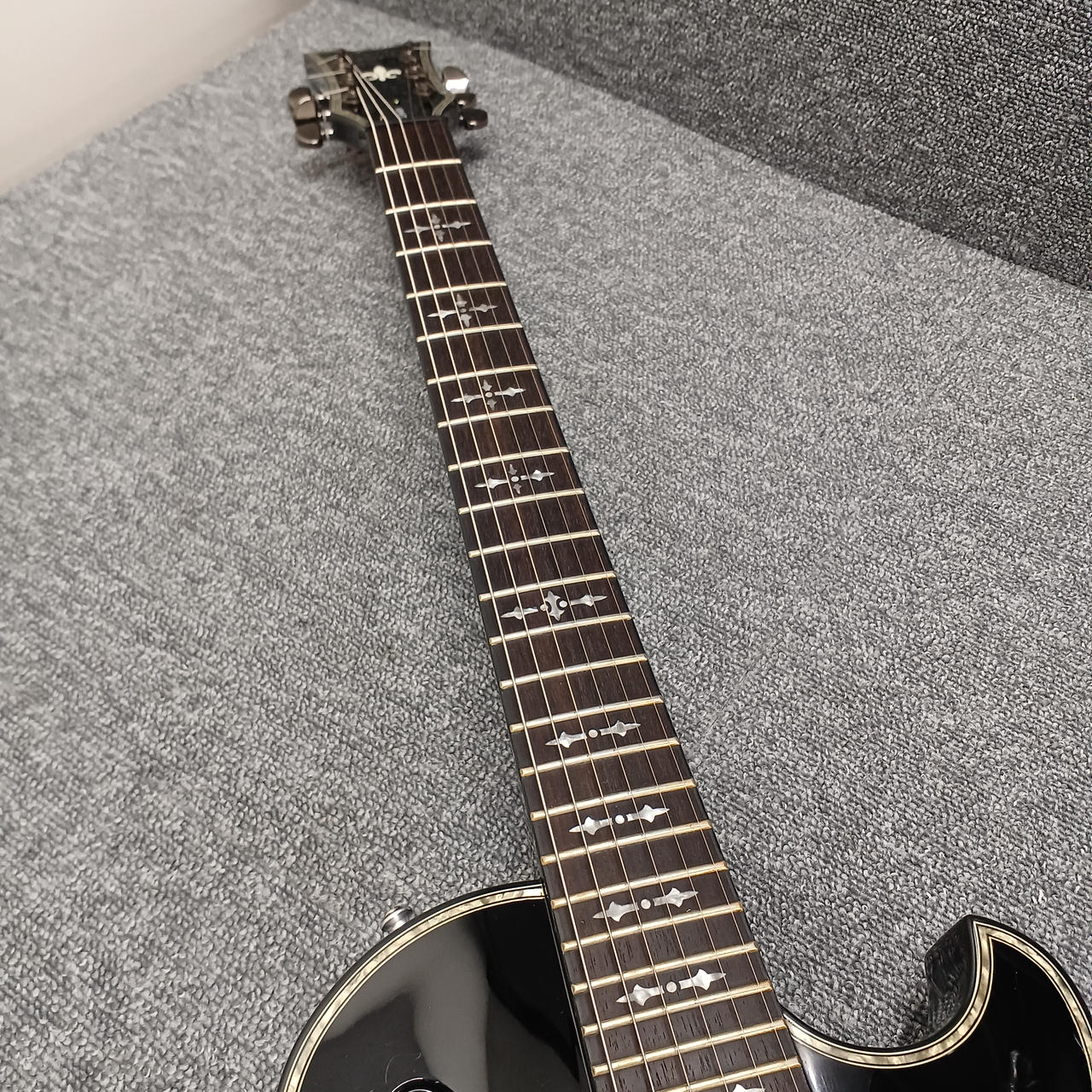 (超美品)エレキギターHISTORY SG(値下げ交渉あり) 超美品)エレキギターHISTORY SG(値下げ交渉あり)