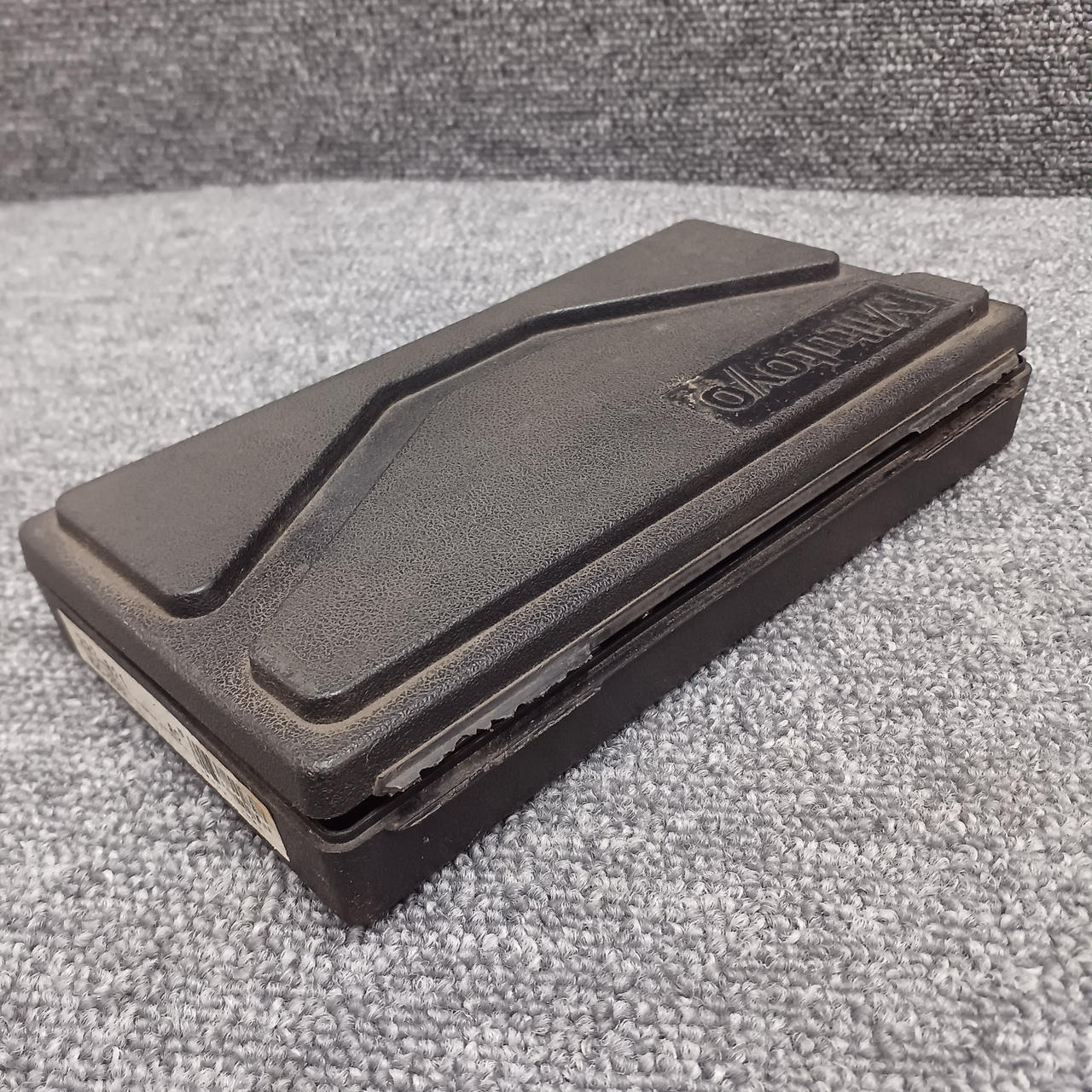 箱割れています。