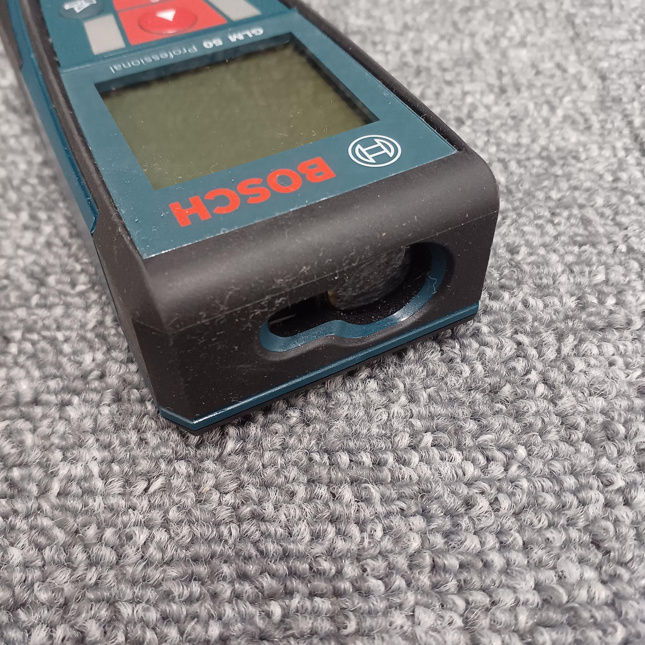 キズ・ヨゴレあります。