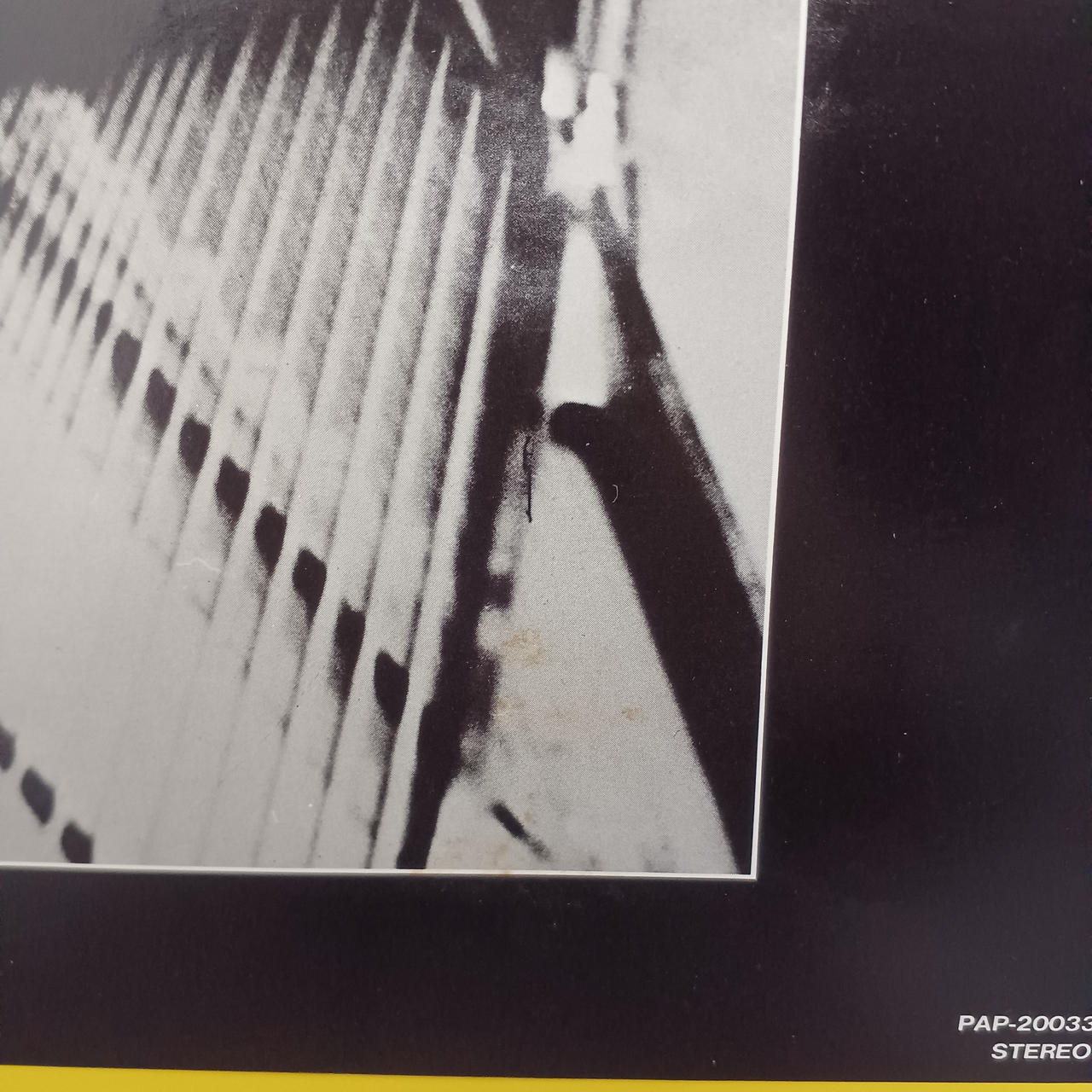 シミあります。