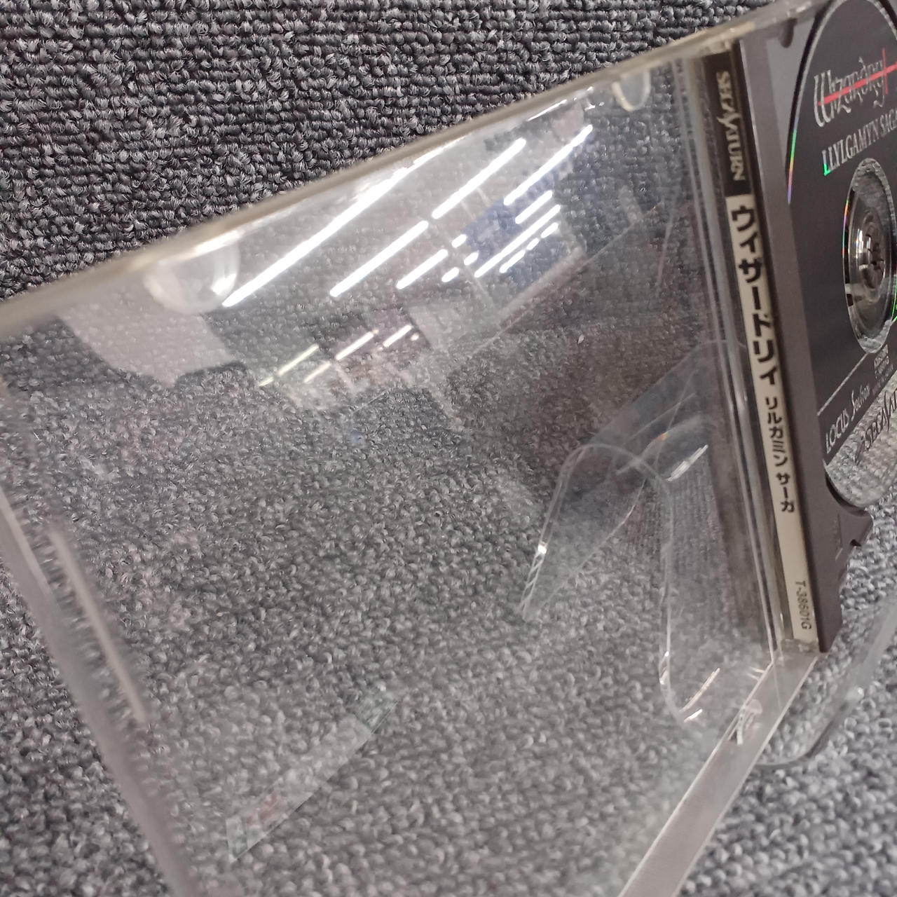 キズあります。