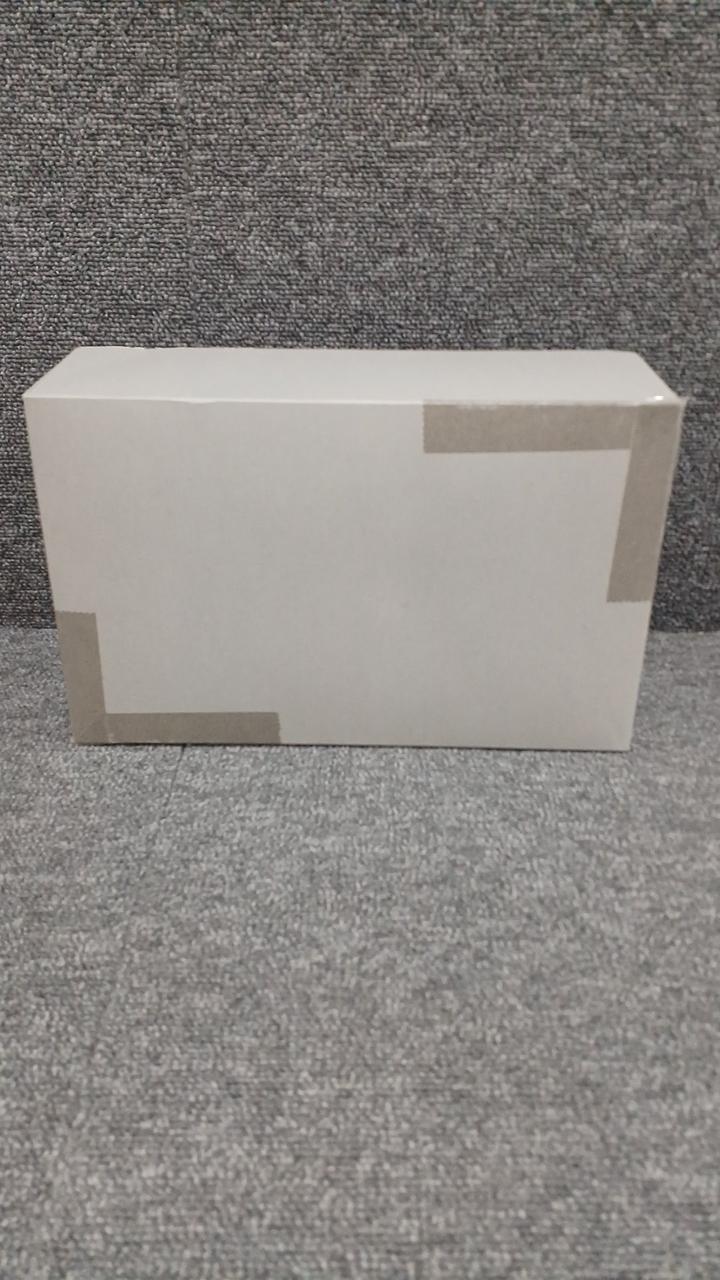 下箱の裏にテープ貼ってあります。