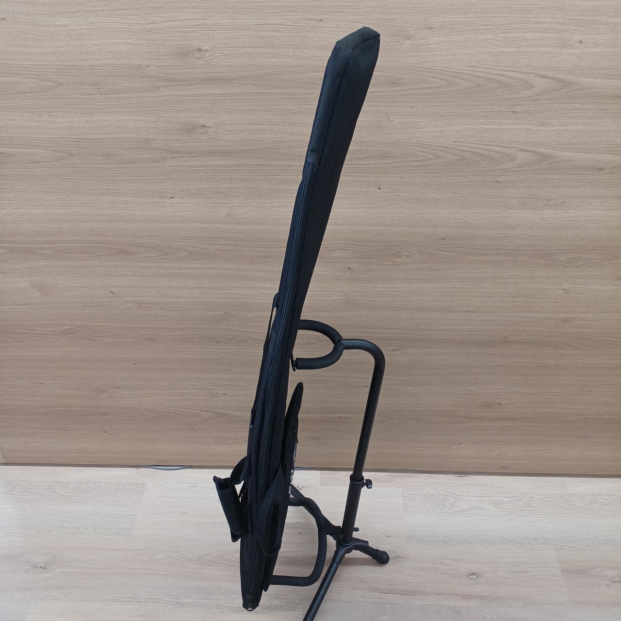 ヘッドレス5弦ベースΩ 