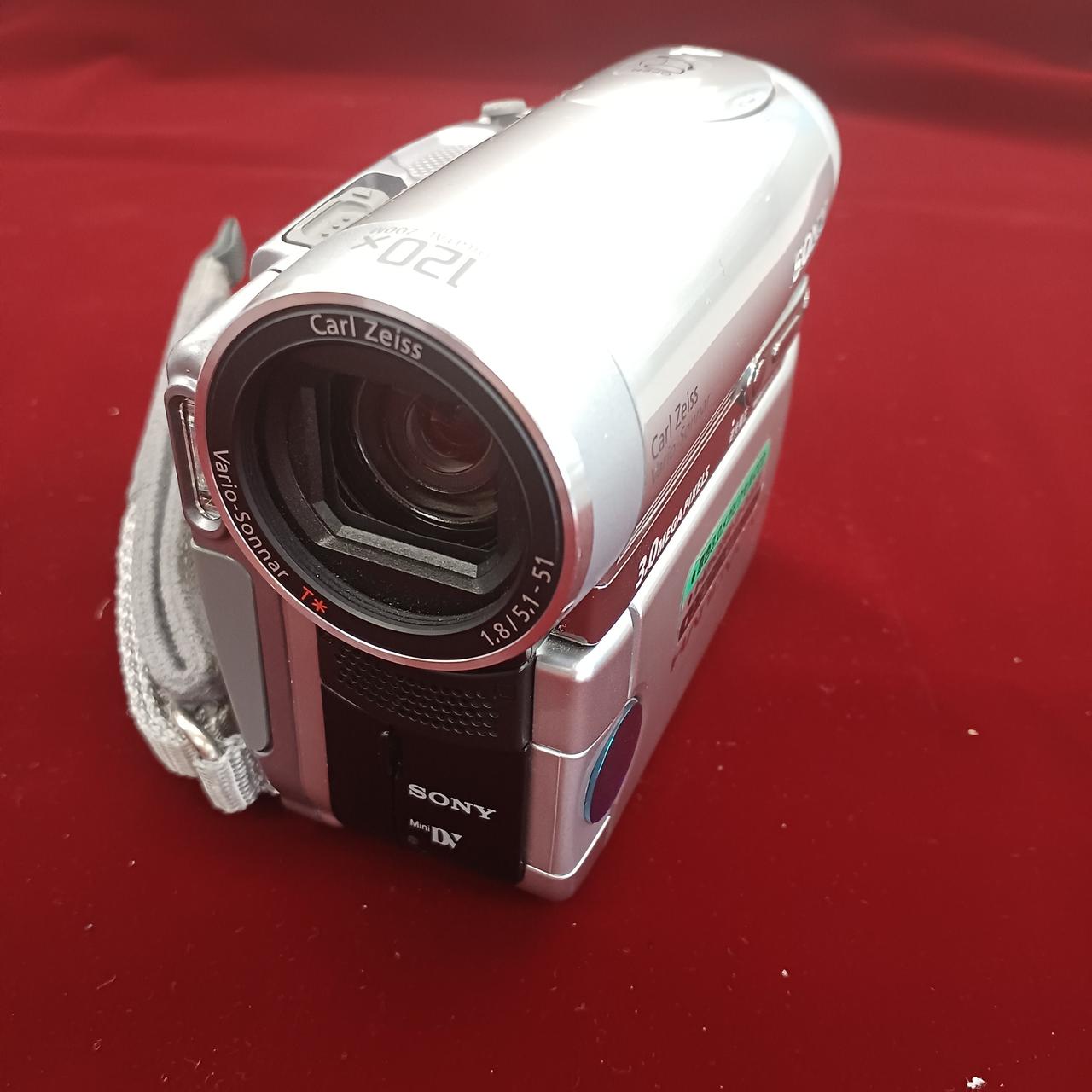 ✨美品✨SONY　DCR-PC350　MiniDV対応　化粧箱付き ✨美品✨SONY DCR-PC350 MiniDV対応 化粧箱付き Amazon.co.jp: SONY