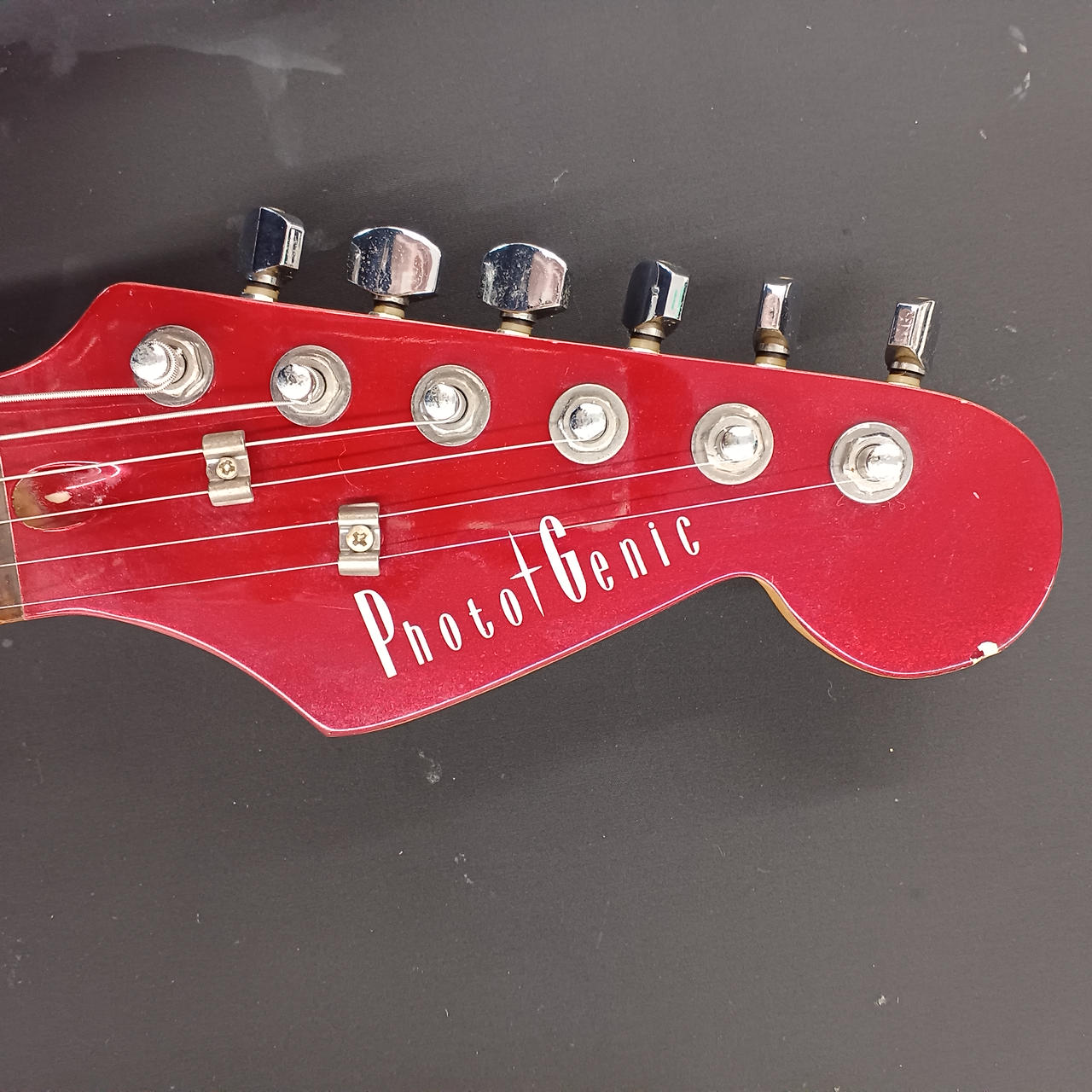 ヘッド先少し欠けあります。