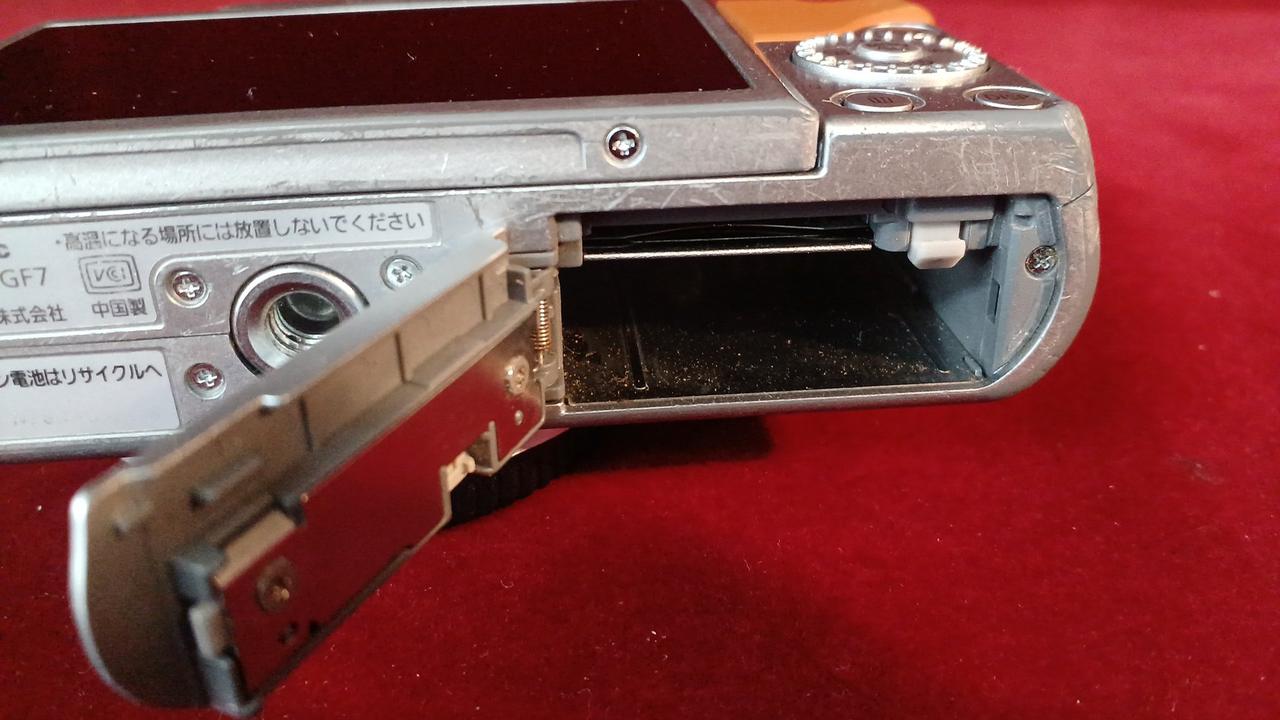 118011 ジャンク品 Panasonic パナソニック ミラーレス一眼 LUMIX DMC