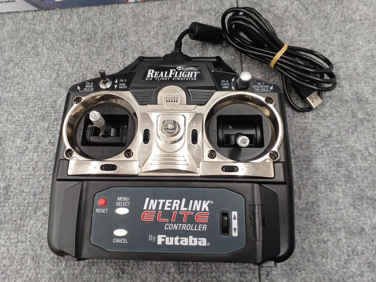 フタバ リアルフライトシュミュレーターのコントローラー REALFLIGHT