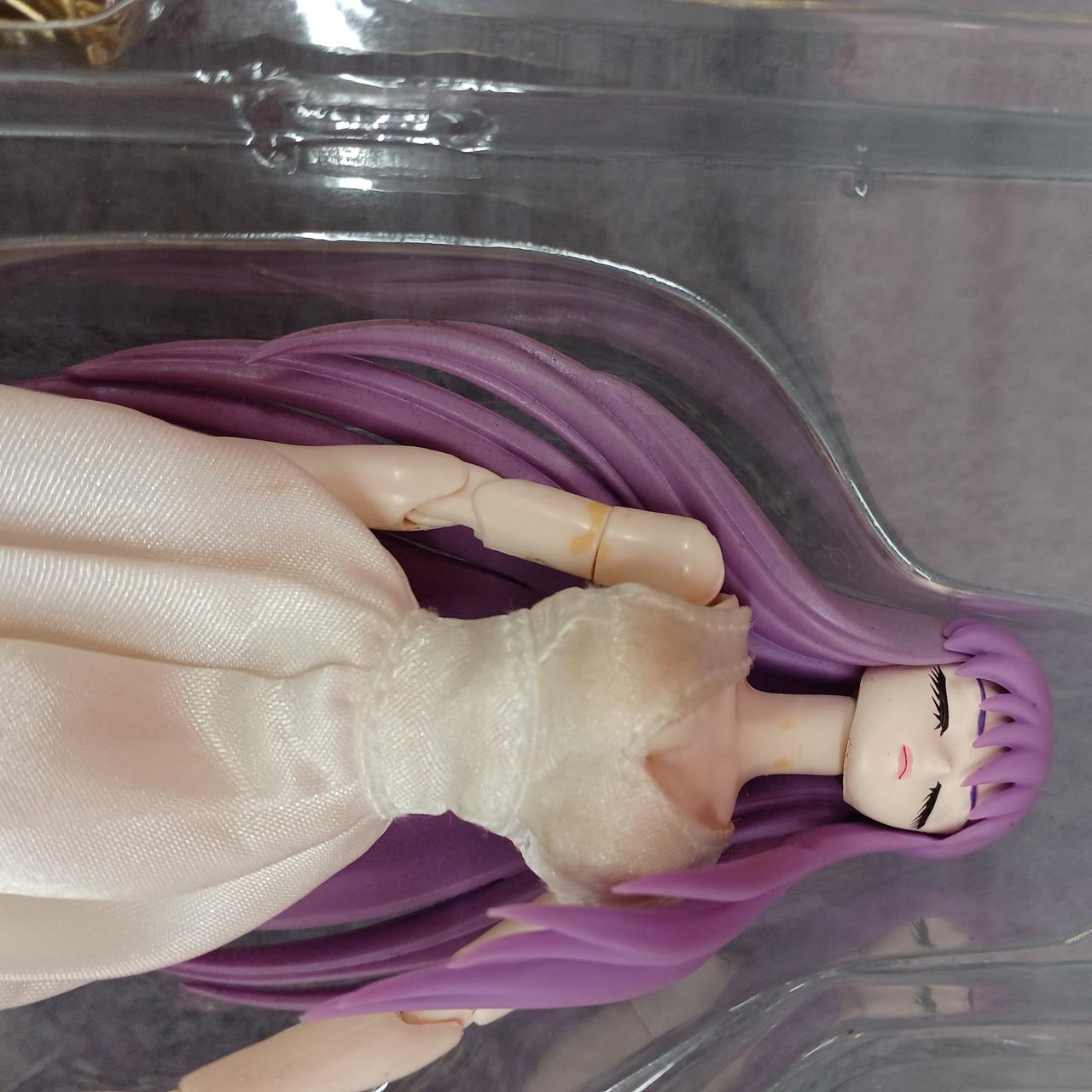 ドレス汚れあり。