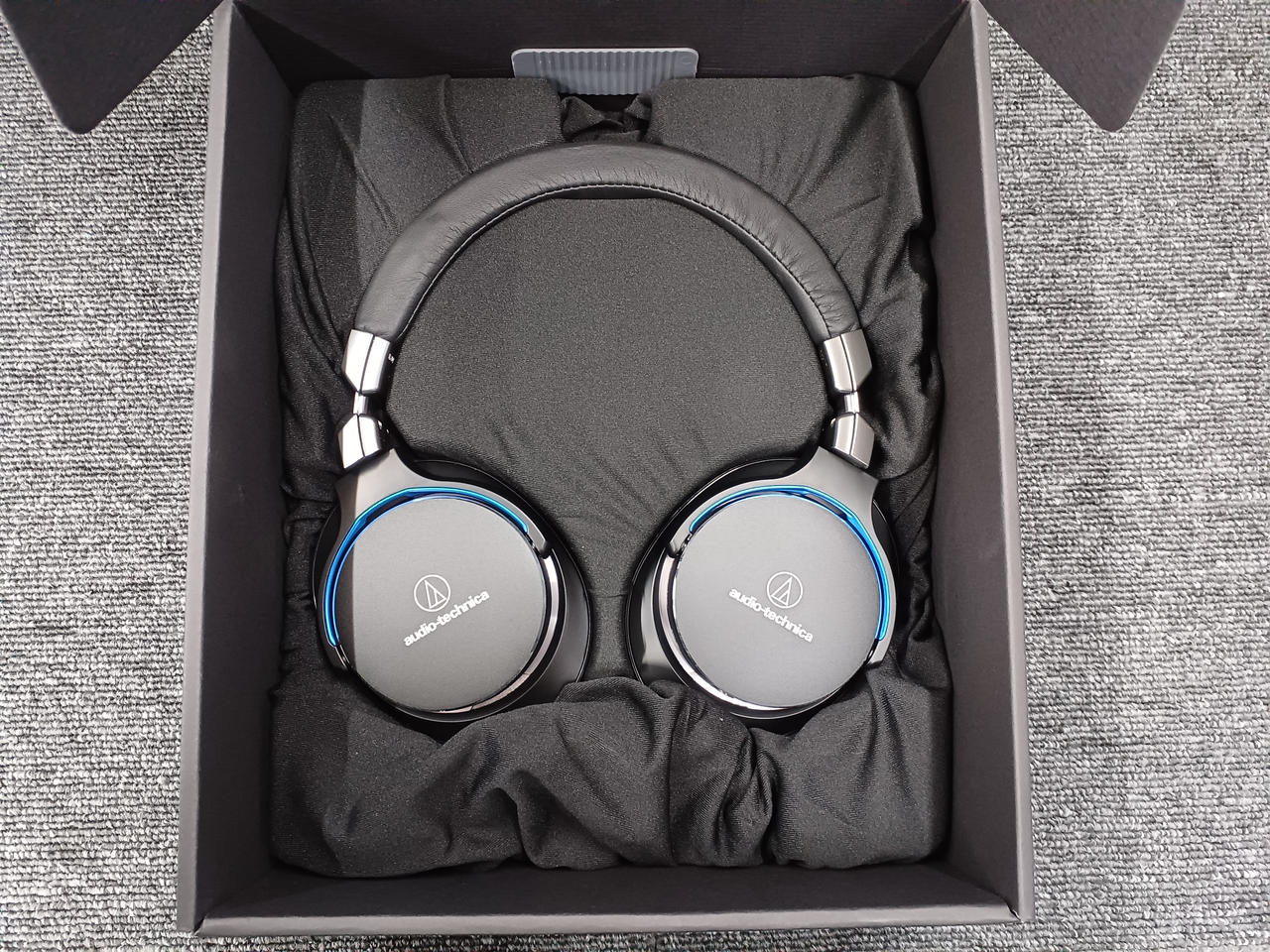 【ヘッドフォン】audio technica ath-msr7 元箱付き オーディオテクニカ ATH-MSR7 価格比較 - 価格.com