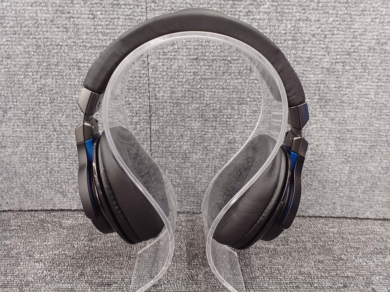 【ヘッドフォン】audio technica ath-msr7 元箱付き Amazon.co.jp: audio-technica 密閉型ポータブルヘッドホン