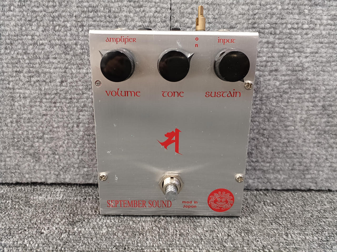 SEPTEMBER SOUND ギターエフェクター ラムズヘッド系ペダル！September Sound Fuzzをレビュー | 魔法