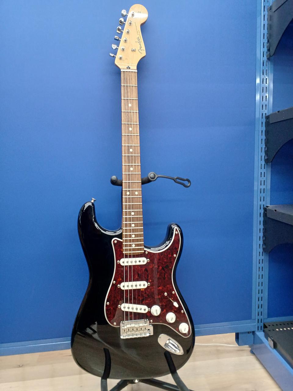 【値下げ】美品　fender Japanエレキギター Fender Made in Japan Hybrid II Jazz Bass V Maple Fingerboard