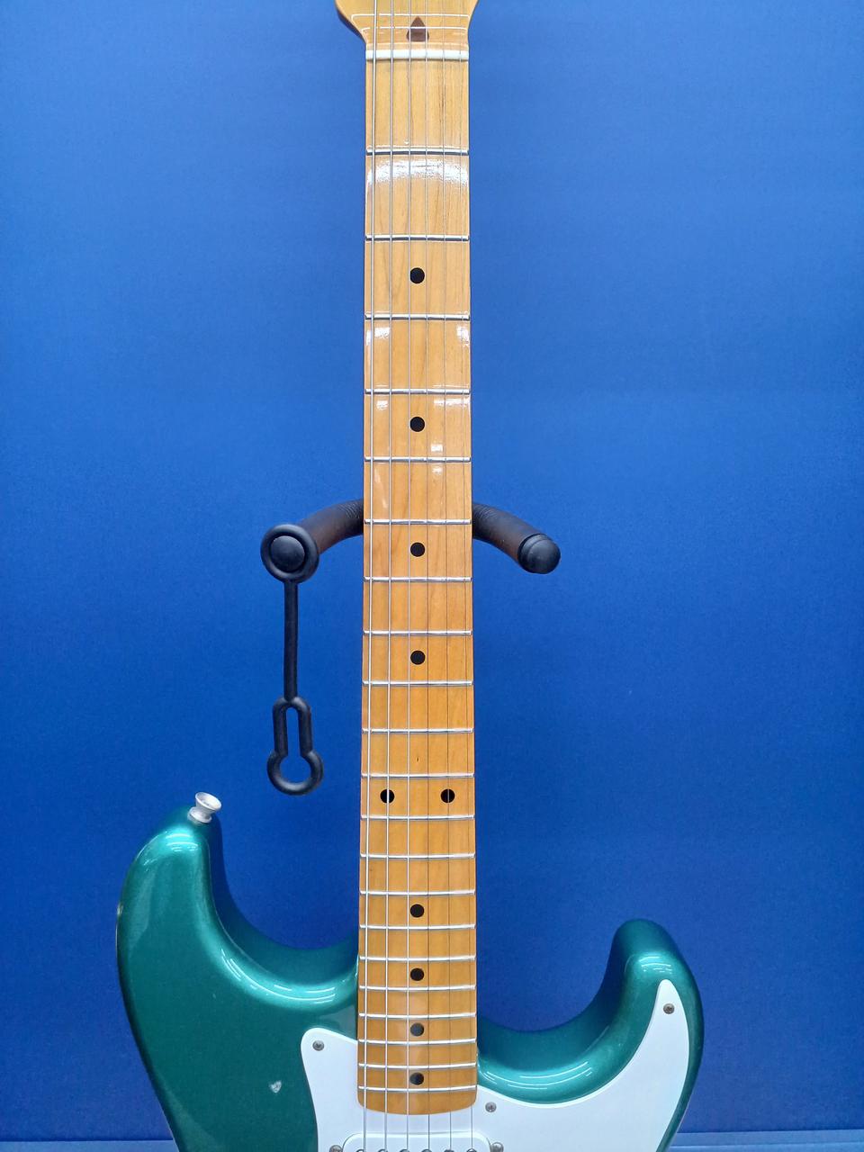 フェンダージャパン(FENDER JAPAN)|エレキギター ストラト