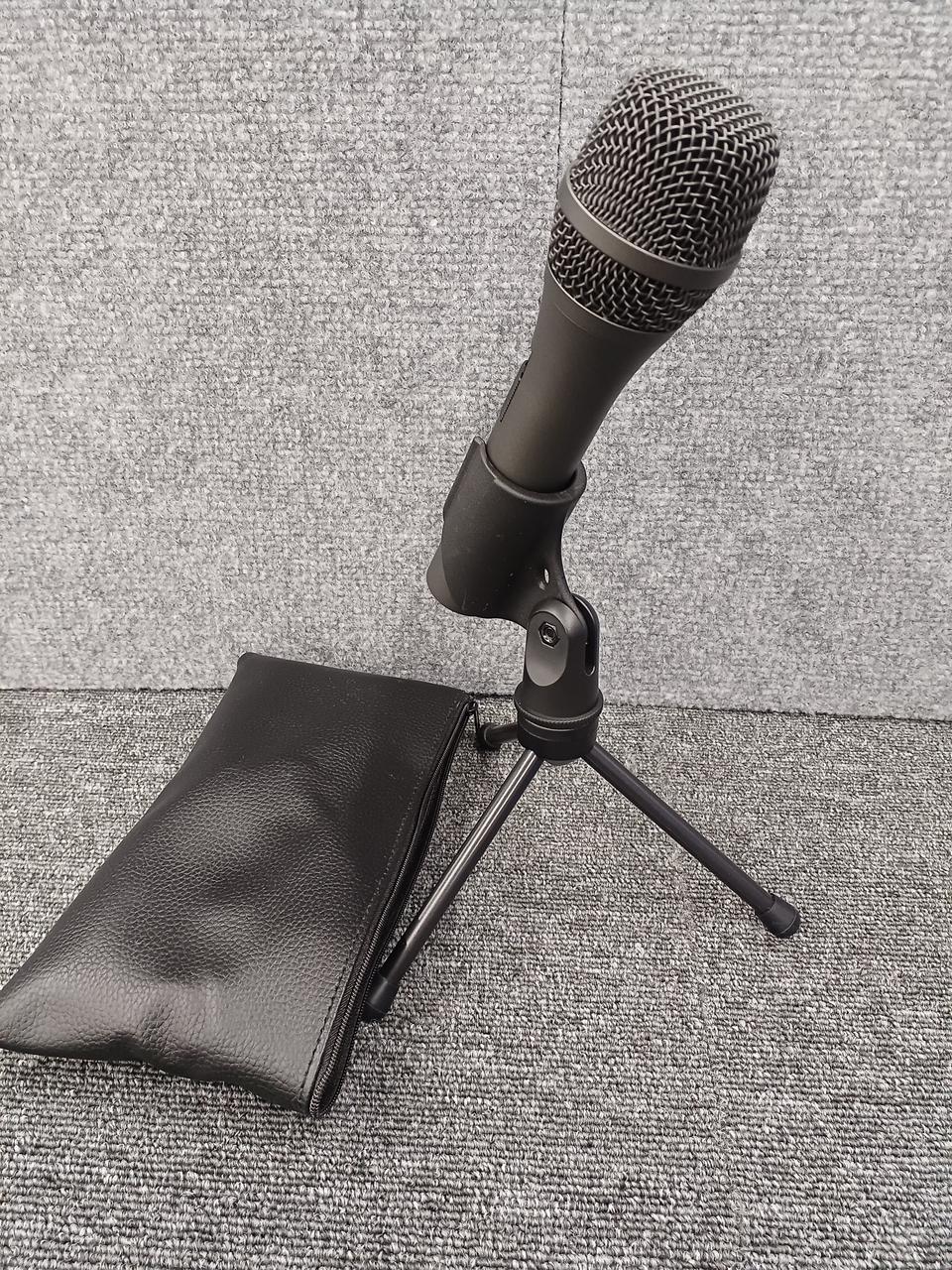 美品　audio-technica AT-KV7 ダイナミックマイク Amazon | audio-technica カラオケ用マイクロフォン AT-KV7B