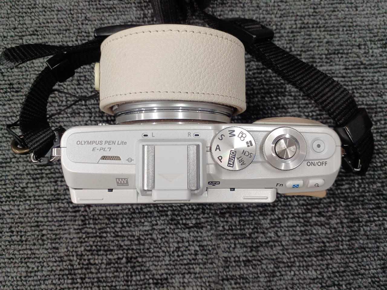 OLYMPUS|ミラーレス一眼|【ハードオフ公式通販】オフモール