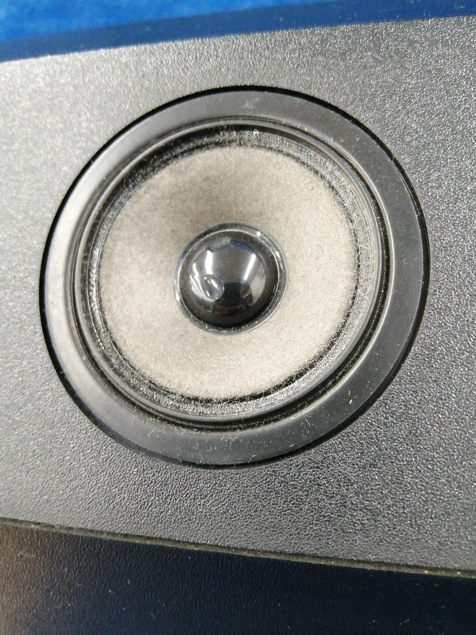 左側ツイーター、凹み痕