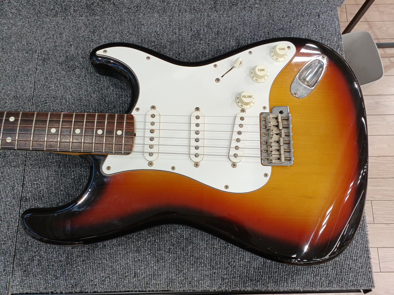 Fender　Japan　ST62-58US Fender JAPAN ST62-58US - Candy Apple Red | Blue Guitars