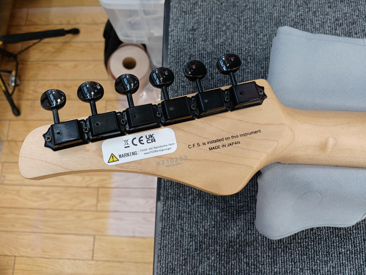 エレクトリックギター　エレキギター　ケース付き 楽天市場】Fender フェンダー Guitar Display Case Black エレキ