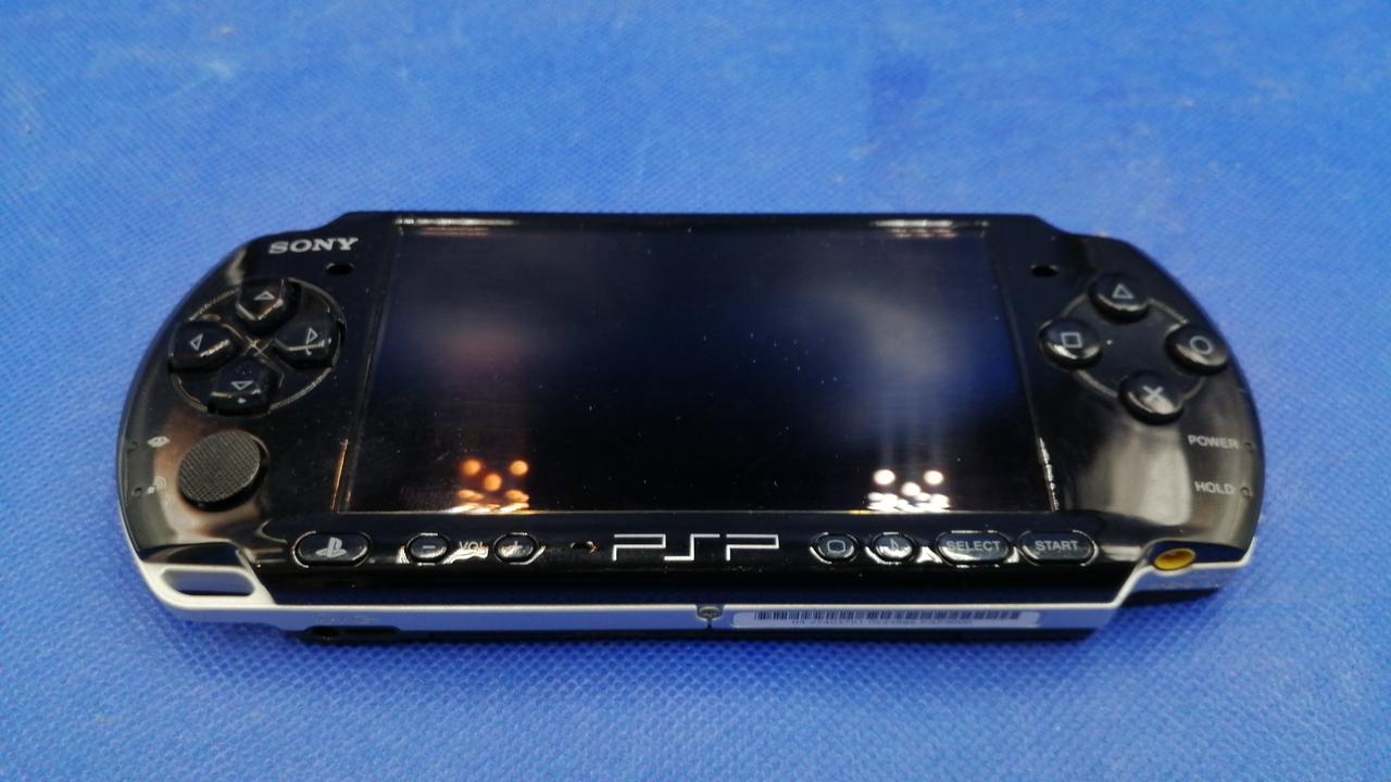 PSP お値打ち価格 PSP](本体)プレイステーション・ポータブル ピンク(PSP-1000PK