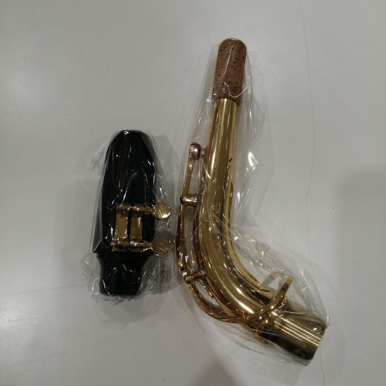 【美品】アルトサックス　付属品付き 管楽器・吹奏楽器 サックス アルトサックス C.G.CONN 商品一覧