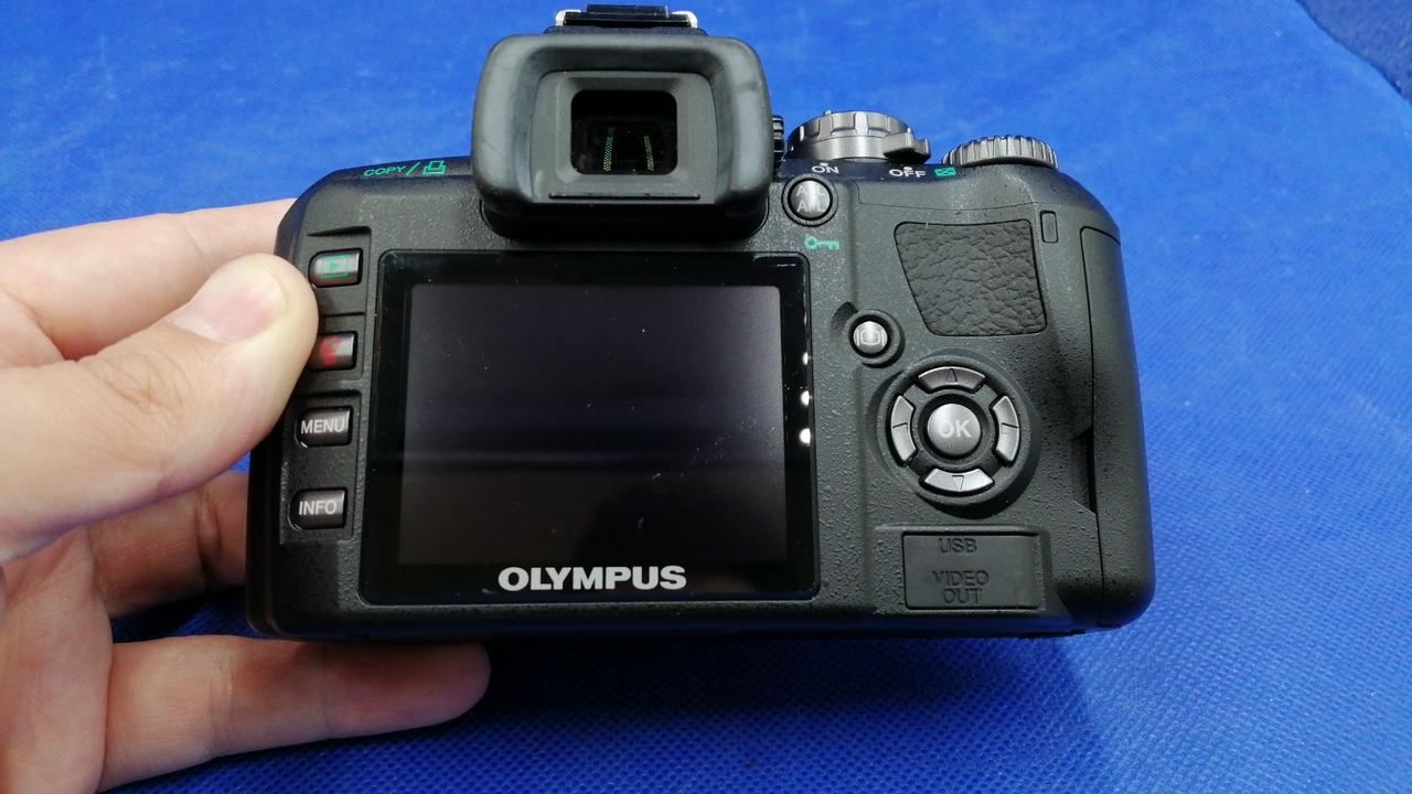 オリンパス(OLYMPUS)|デジタル一眼 ダブルレンズキット|HARDOFF
