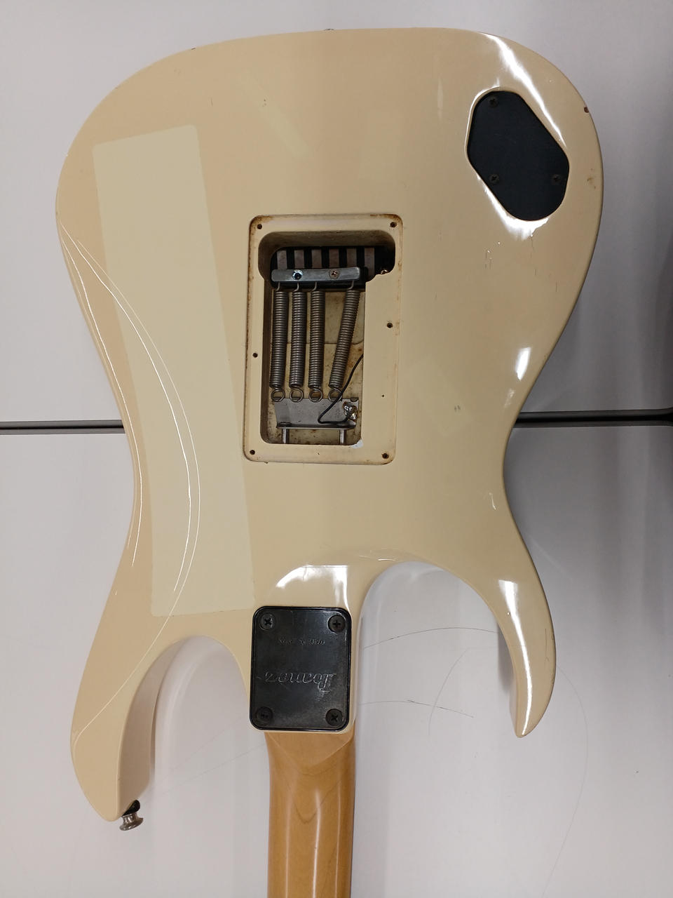 アイバニーズ(IBANEZ)|エレキギター|HARDOFFオフモール（オフモ