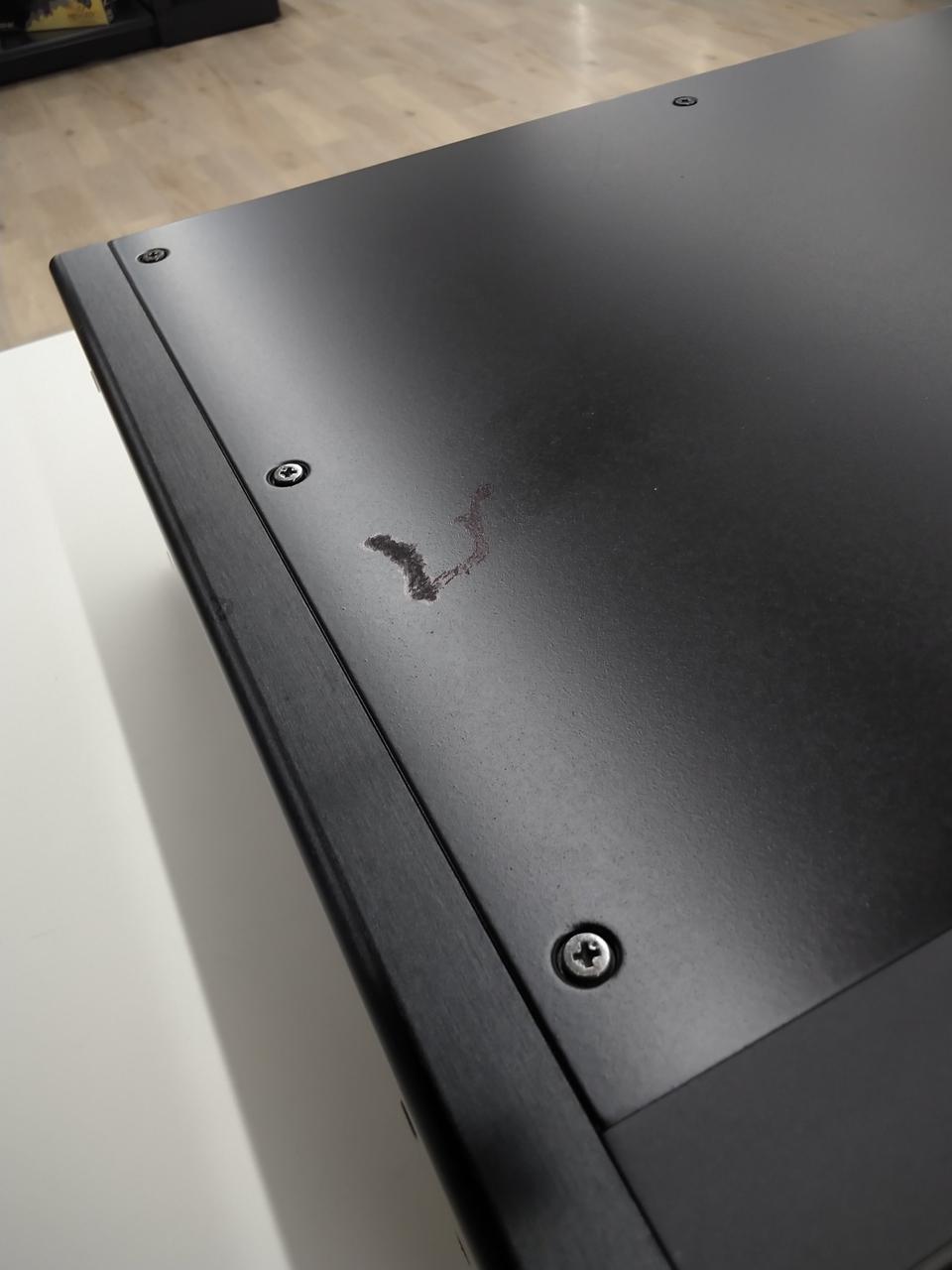 天板のキズ補修されています