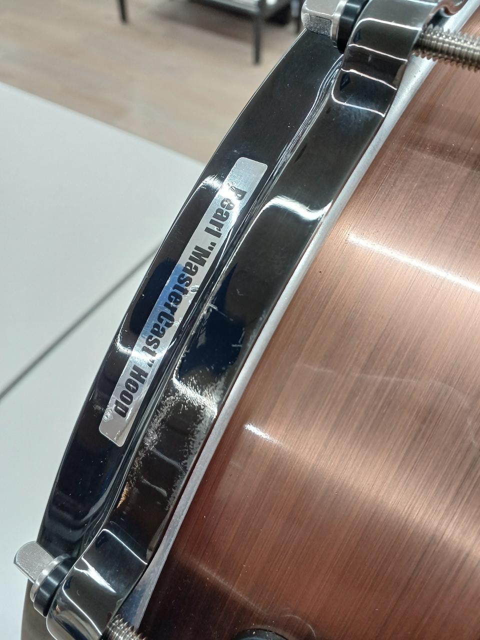 全体的に細かくキズございます