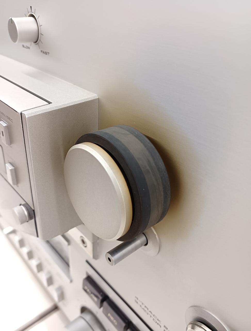 ローラー周囲に汚れあり