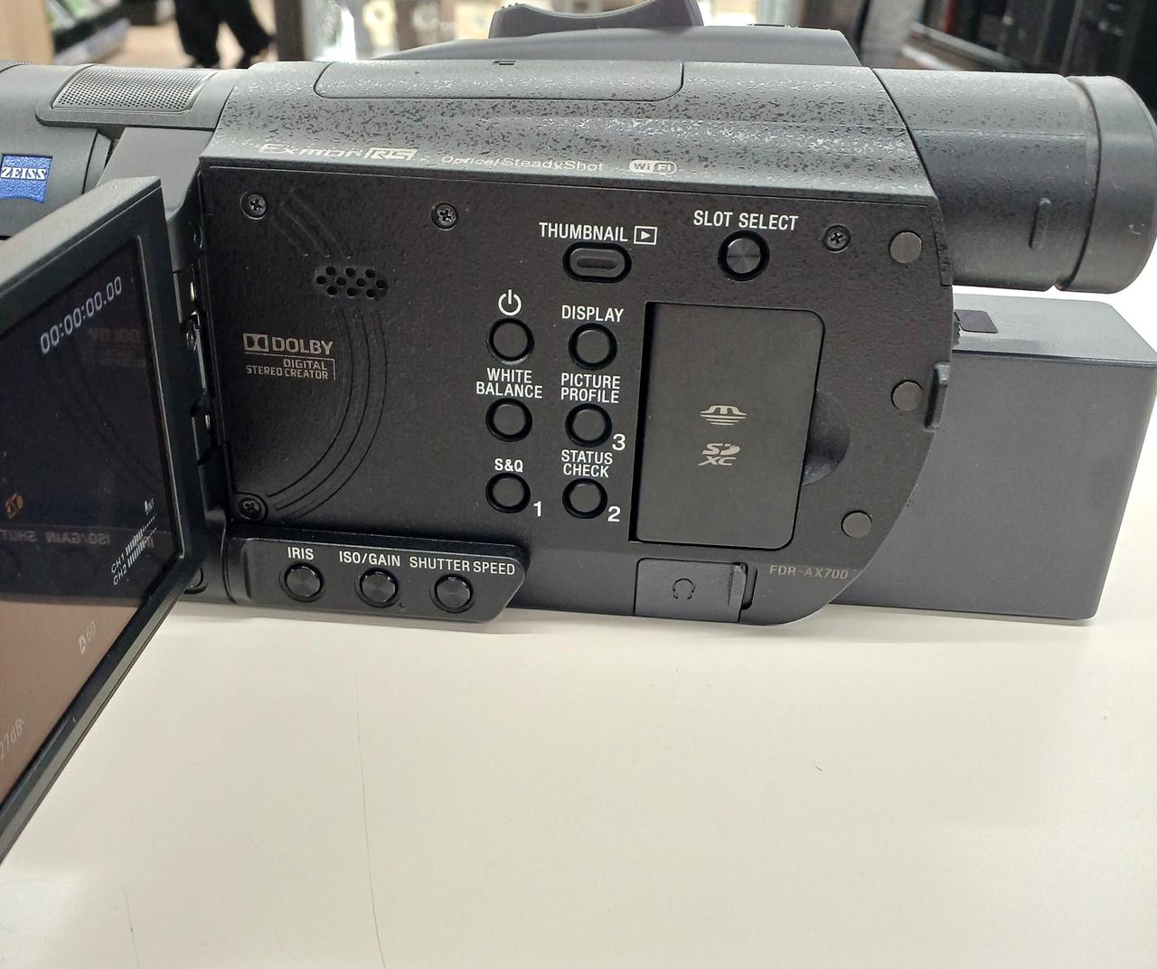 SONY FDR-AX700 ビデオカメラ 本体ジャンク SONY FDR-AX700 ビデオカメラ 本体ジャンク